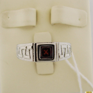 Серебряное кольцо-печатка (перстень), 925 пробы с гранатом, 2200000328649