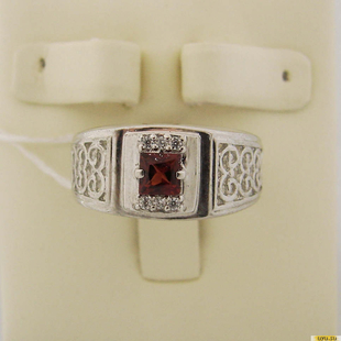 Серебряное кольцо-печатка (перстень), 925 пробы с гранатом, фианитом, 2200000340818