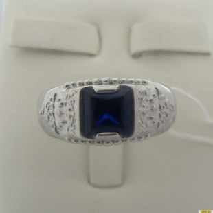 Серебряное кольцо-печатка (перстень), 925 пробы с фианитом, шпинелью, 2200000342836
