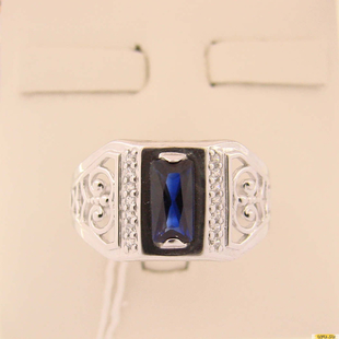 Серебряное кольцо-печатка (перстень), 925 пробы с сапфиром, фианитом, 2200000426031